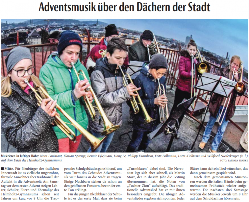 Adventsmusik über den Dächern des Helmholtz-Gymnasiums